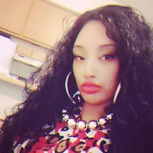 Meet your Posher, Diamond